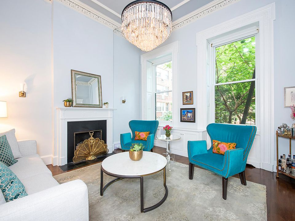 1st image of 31 Gramercy Park S APT 1-B