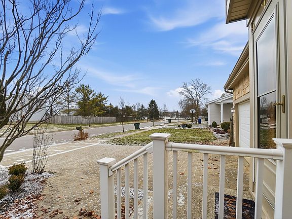 5th image of 3111 Castlebrook Ave