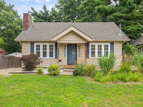 2019 40th Pl, Des Moines, IA 50310