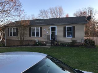 280 Franklin Square Dr, Dallastown, PA 17313