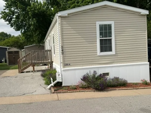 12816 Pratt Plz #249, Omaha, NE 68164