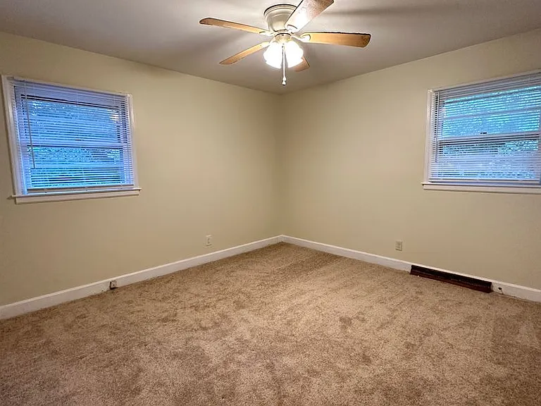511 Mattress Factory Rd — Photo 5