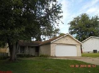 4 Belleau Lake Ct, O'Fallon, MO