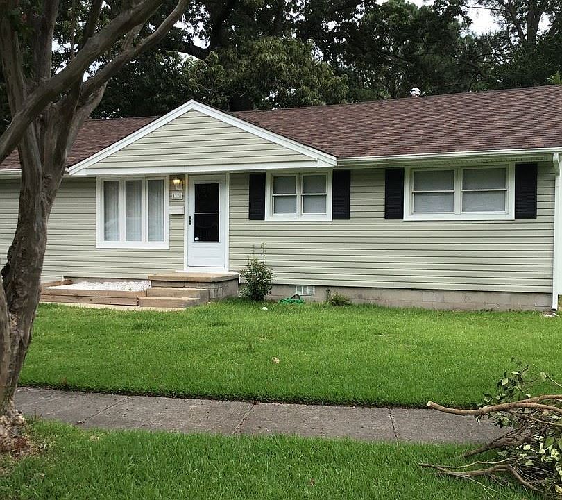 1st image of 1328 Oak Park Ave