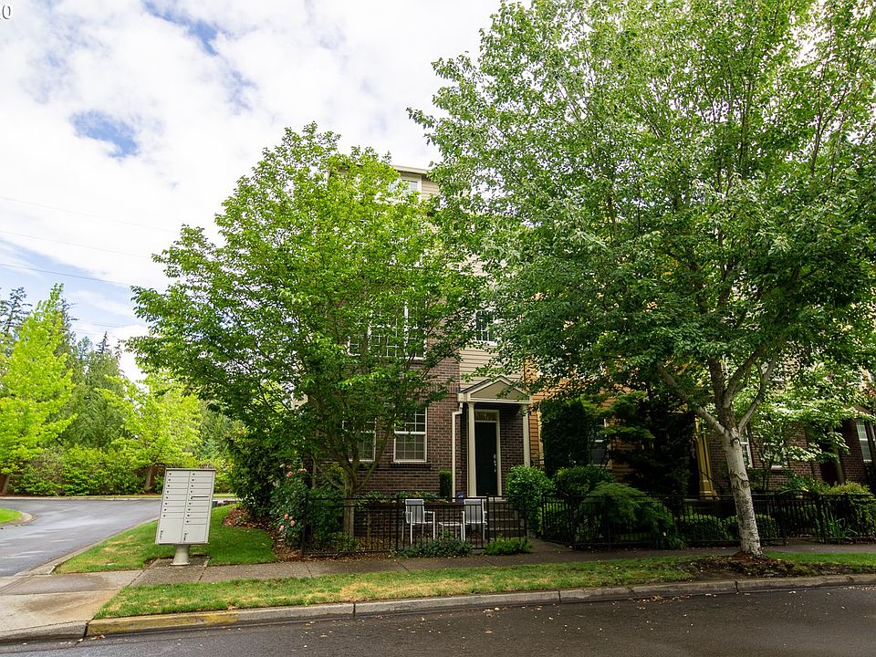 1st image of 5801 NE Orenco Gardens Dr