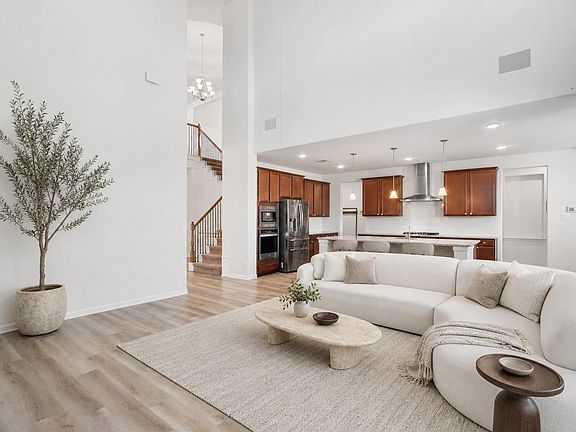 3rd image of 17817 Limestone Spring Ln