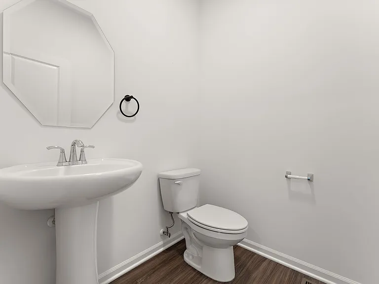 11423 Thomas St — Photo 7