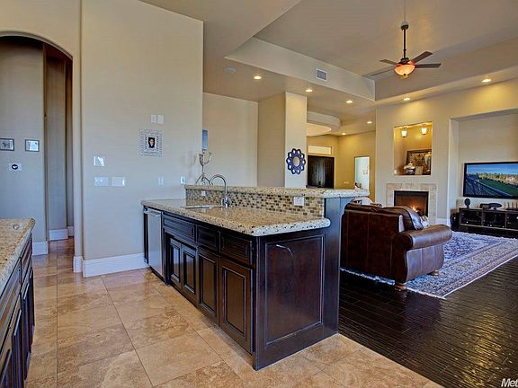 4th image of 726 Glen Mady Way