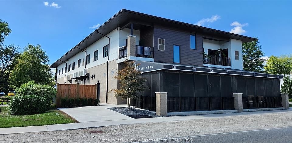 1st image of 1745 Sprucewood Ave #4