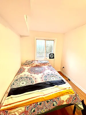 Rented by Pear NYC LLC | media 35