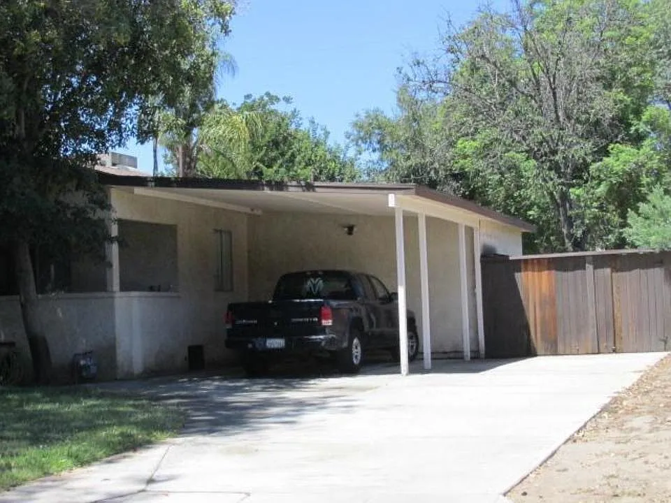 3 bed, 1700 sqft, $5,450 — Photo 3