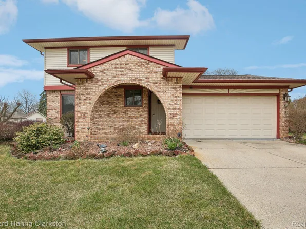 39891 Litke Ct, Clinton Township, MI 48038