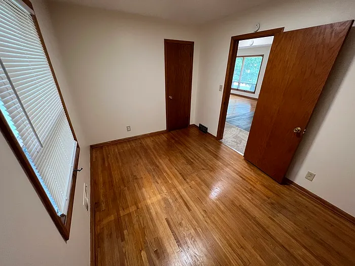 3121 Roosevelt St NE — Photo 10