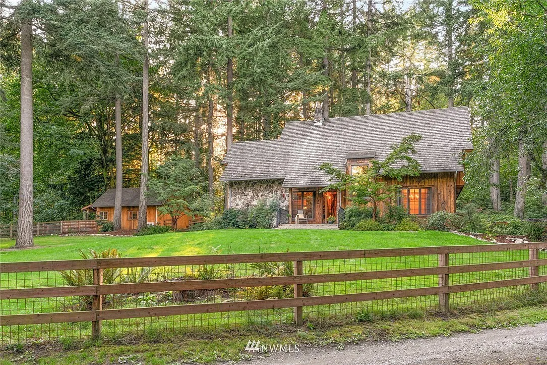 2 bed, 2000 sqft, $3,200 — Photo 1