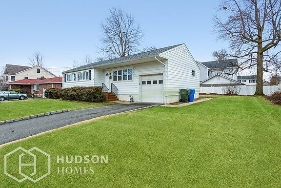 2nd image of 41 McLean St