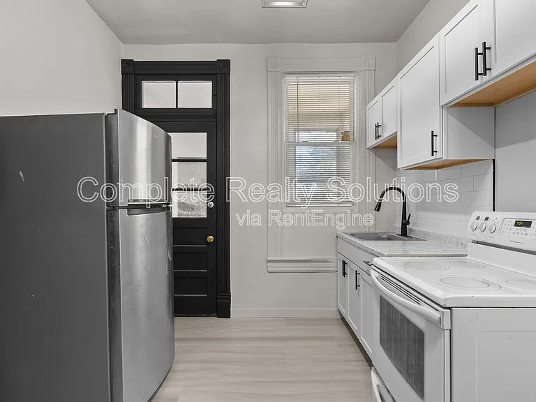 4038 California Ave — Photo 17