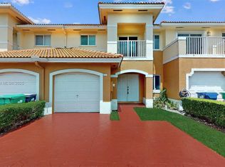 5751 SW 162nd Ct, Miami, FL 33193