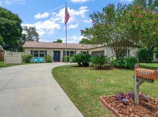 2202 Tanglewood Way, Brandon, FL 33511