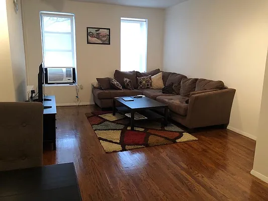 Rented by Donawald Realty INC | media 4