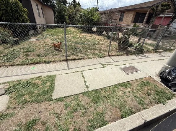 10734 Weigand Ave, Los Angeles, CA 90059