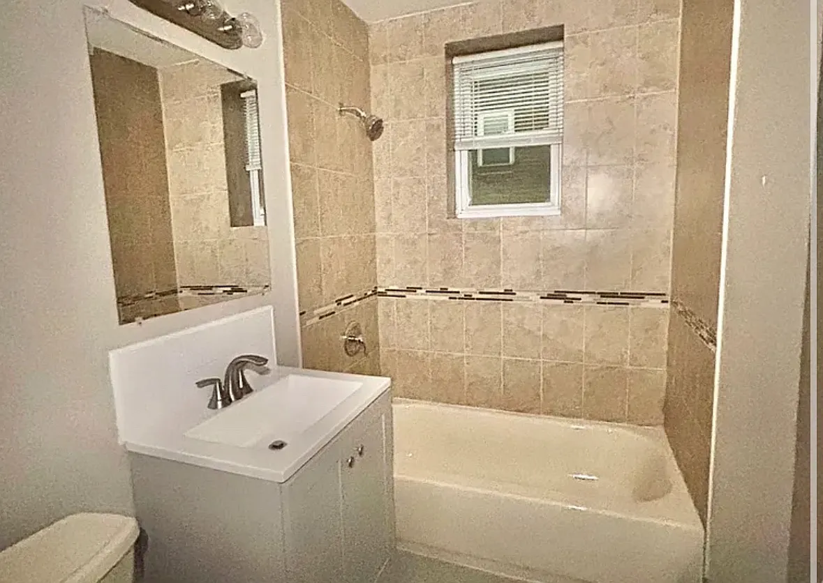 Studio, $1,450 — Photo 3