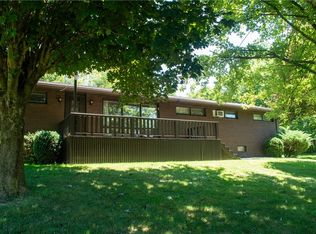 240 Ellie Dr, Beaver, PA 15009