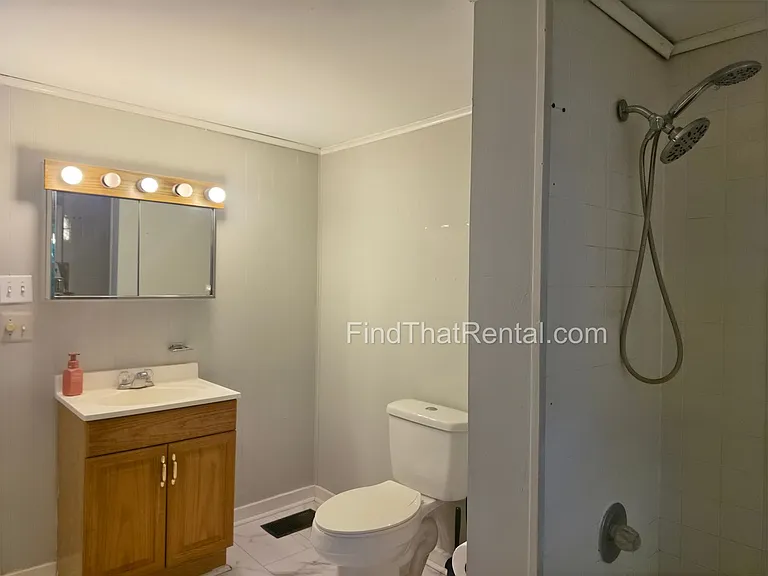 136 W Church Ave — Photo 12