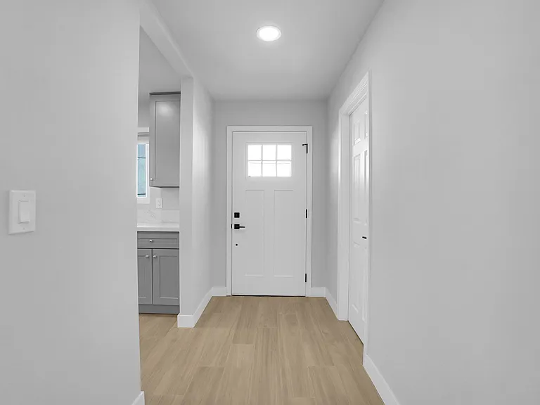 862 W. Mines Avenue — Photo 12