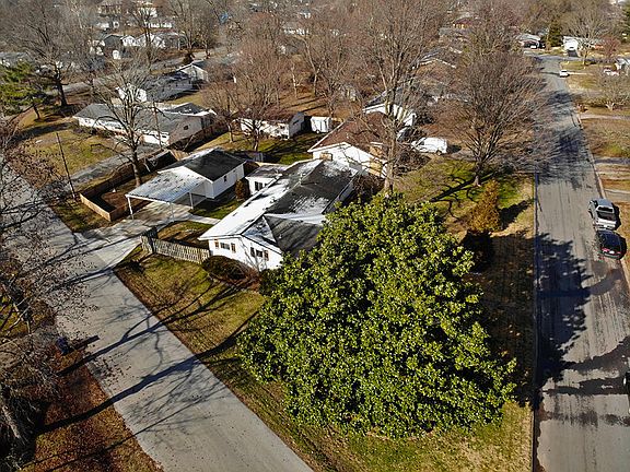 2nd image of 441 S Monte Vista Ave
