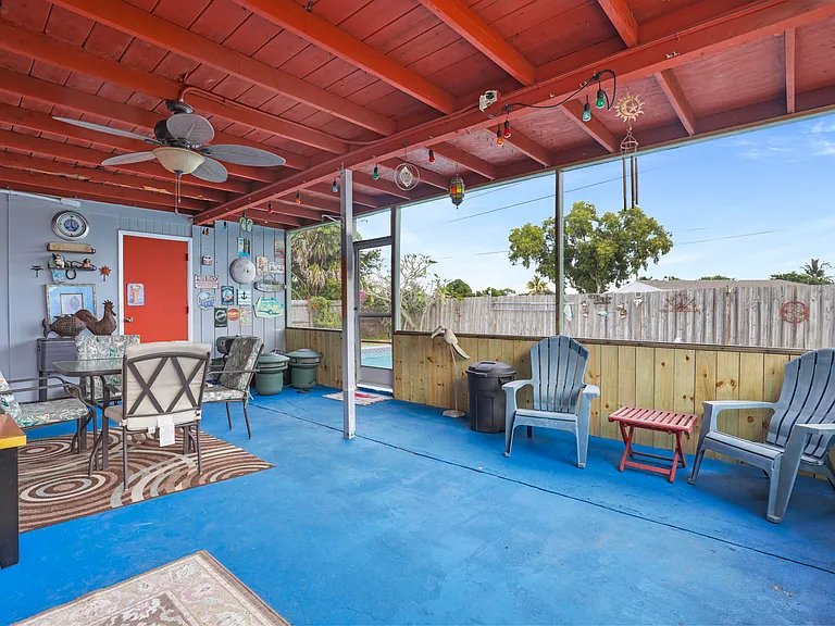 9412 Bellewood St — Photo 25