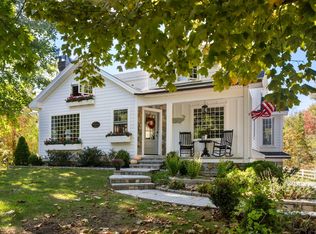 19 Beach Ave, Kennebunk, ME 04043