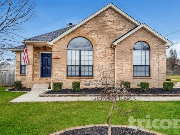 316 Pine Ridge Ln, La Vergne, TN 37086