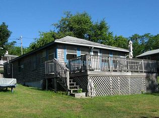 401 Governor Paine Rd, Portsmouth, RI 02871