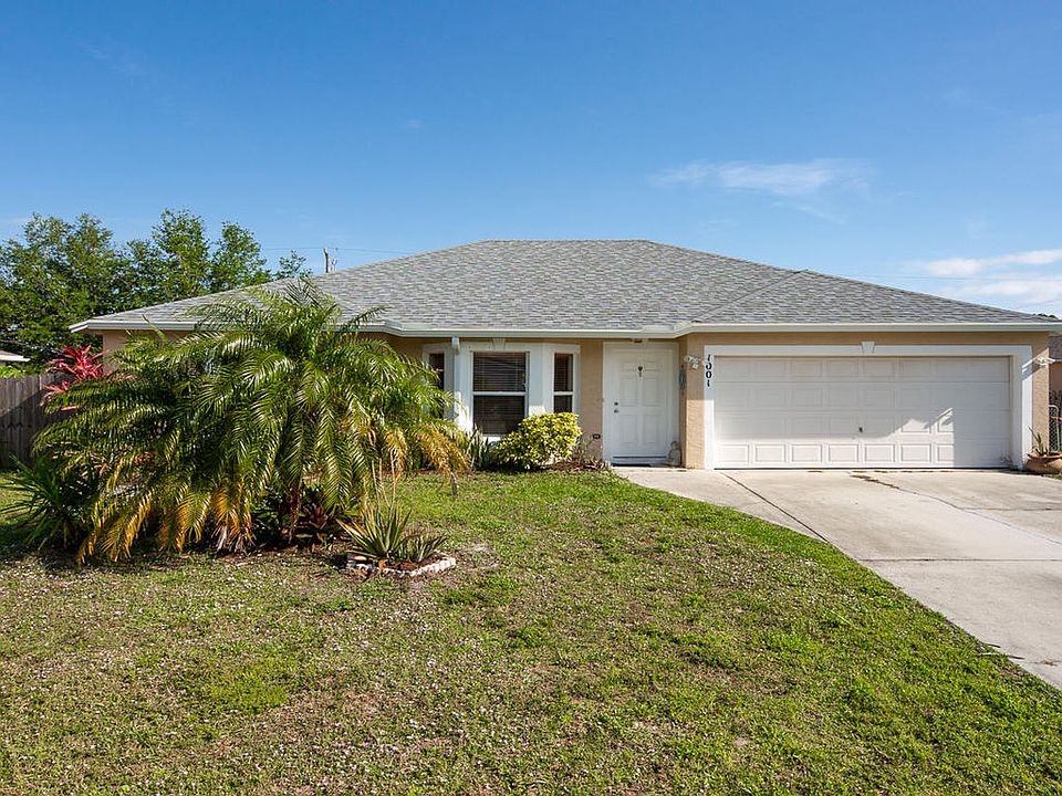 1st image of 1001 SW Versailles Ave