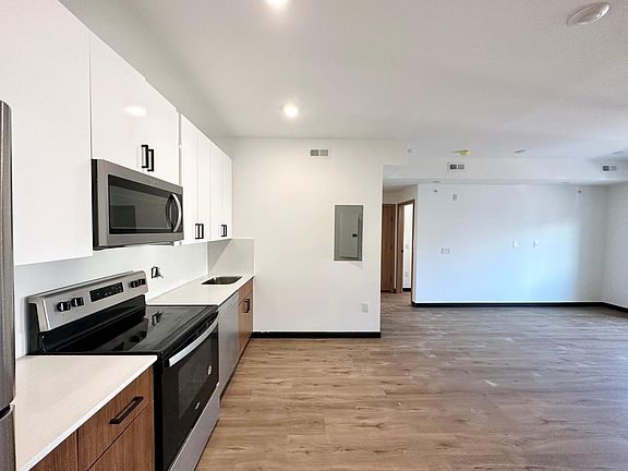 5th image of 1712 N 2nd St #5O3