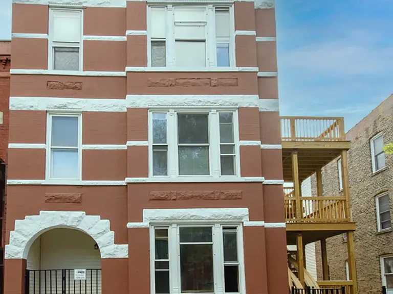 2163 N Bell Ave #2R — Photo 1
