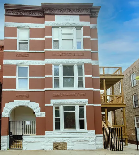 2163 N Bell Ave #2R Photo 1