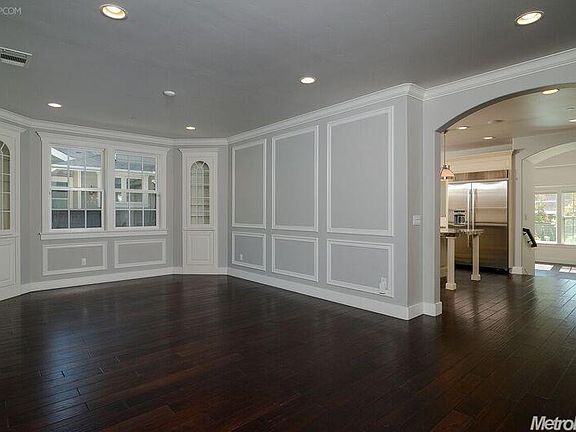 5th image of 1633 39th St