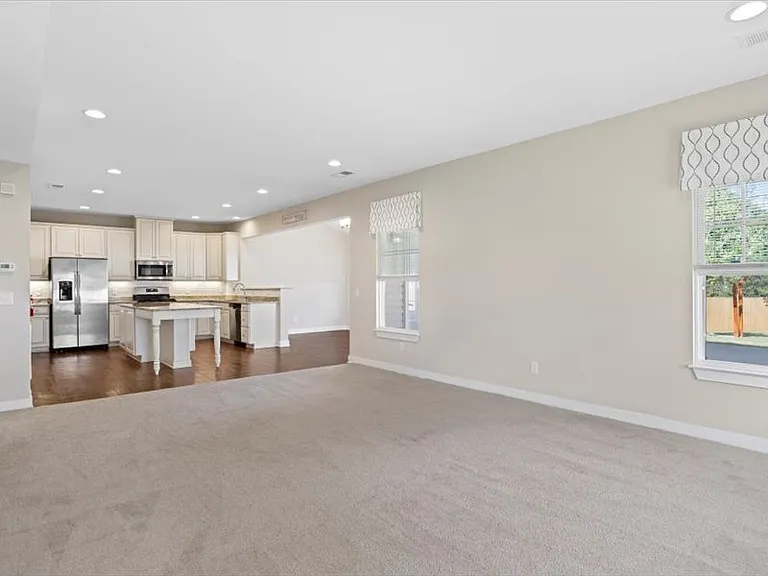 120 Thames Valley Dr — Photo 11