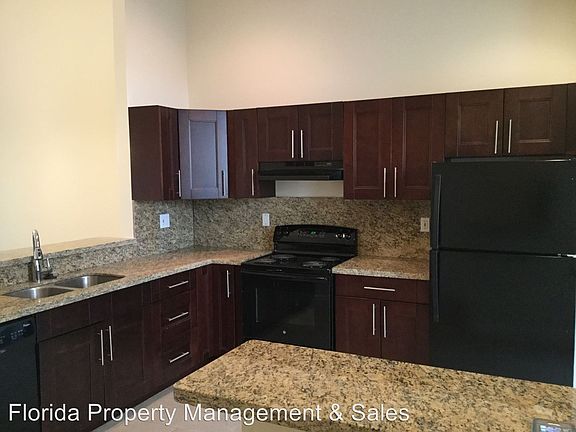 2nd image of 7800 S Aragon Blvd Unit 2
