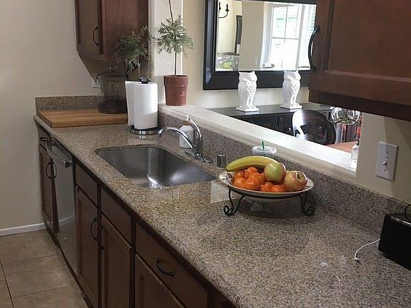 2nd image of 5310 Colodny Dr Unit 4