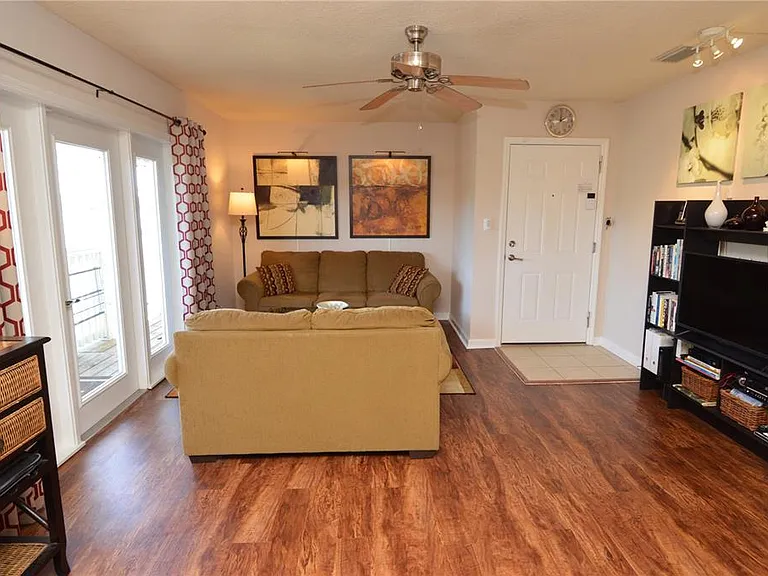 3889 Pompano Dr SE #C — Photo 18
