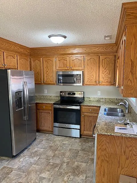 3 bed, 2.0 bath, 1363 sqft, $1,500 — Photo 4