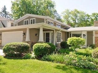 2105 Maple Ave, Northbrook, IL 60062