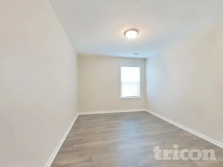 313 Knowles Pl — Photo 12