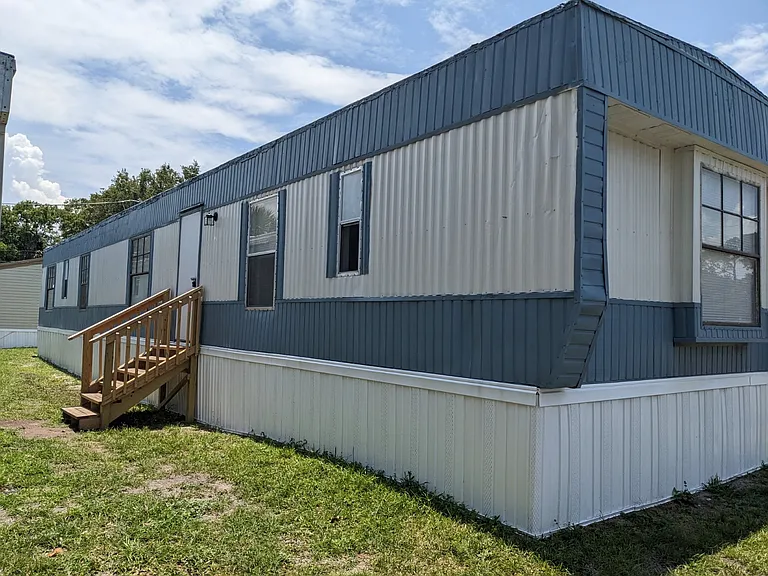 xPalm MHC Homes, LLC — Photo 330