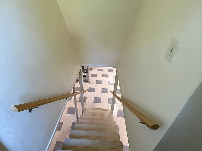234 Lincoln St — Photo 15