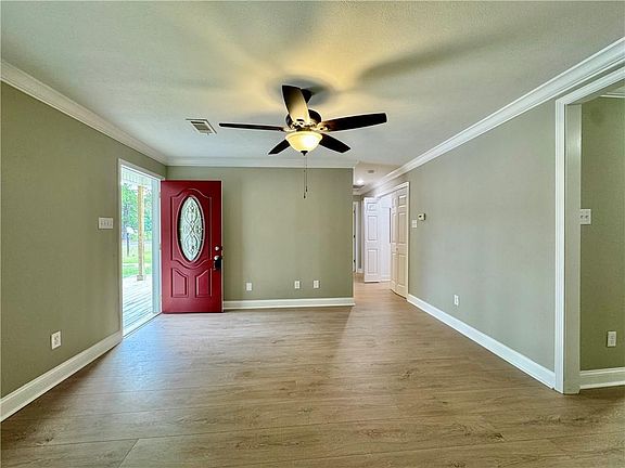 3rd image of 6977 Pentecostal Way