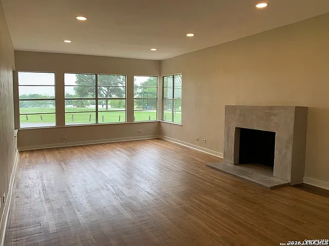 155 N Josephine Tobin Dr — Photo 10