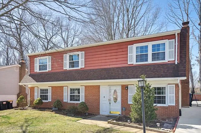 13908 Mattapony Dr — Photo 2